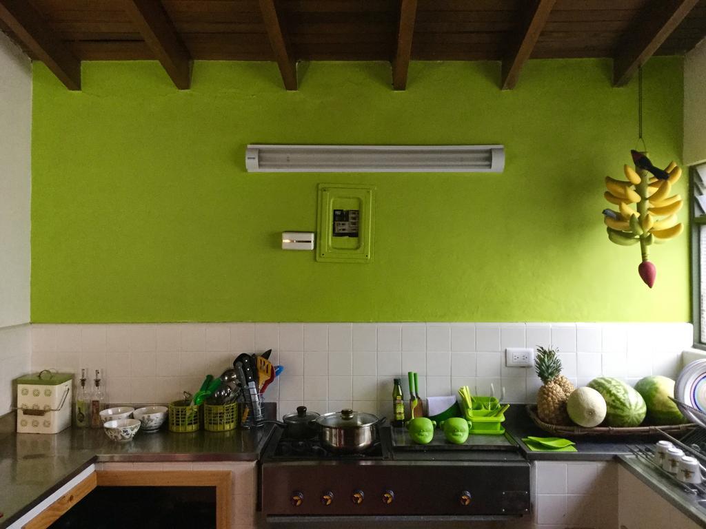 Saman Hostel מדיין מראה חיצוני תמונה