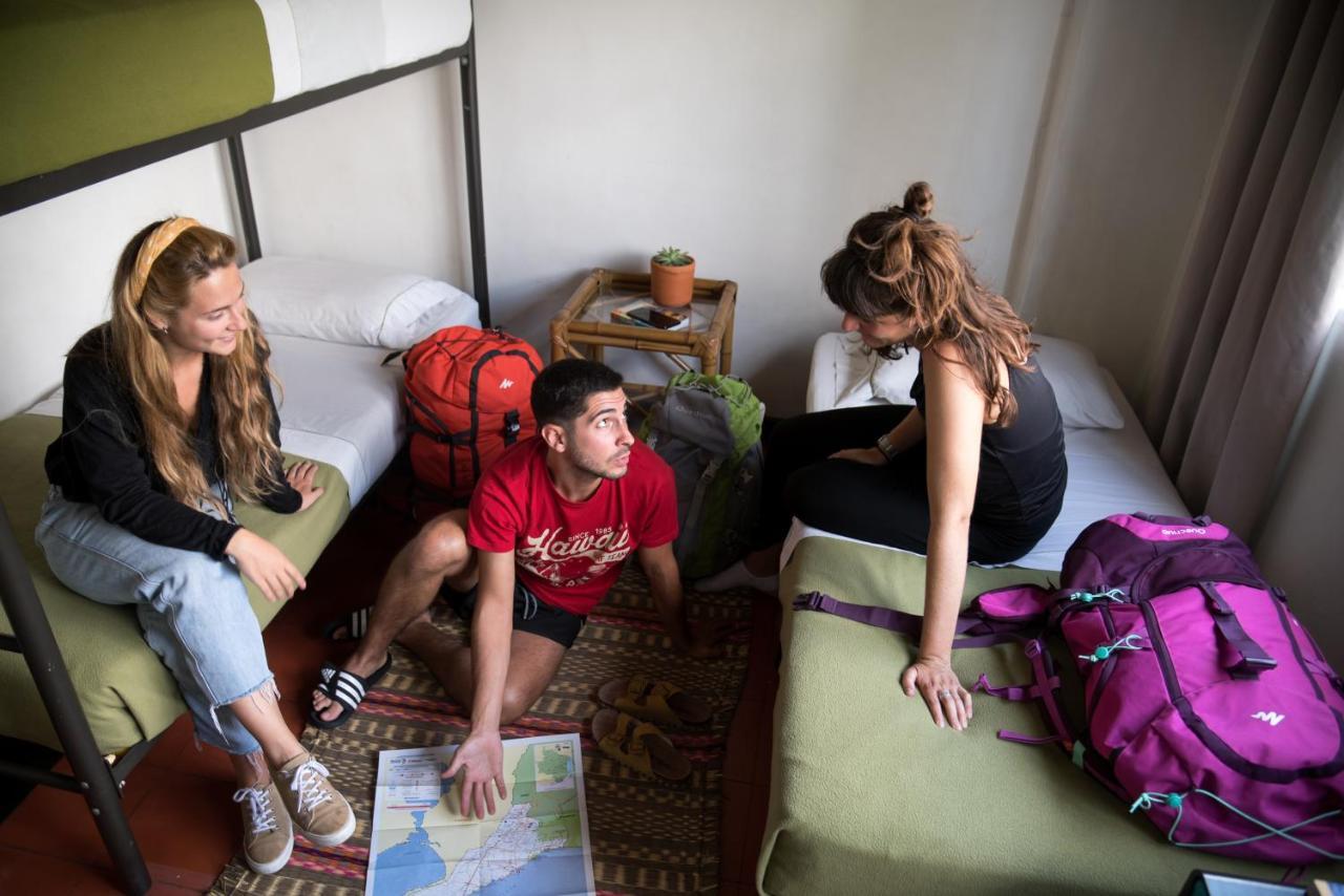 Saman Hostel מדיין מראה חיצוני תמונה
